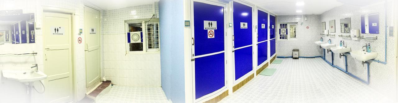 Htinn Yue Tann Hostel Yangon Extérieur photo