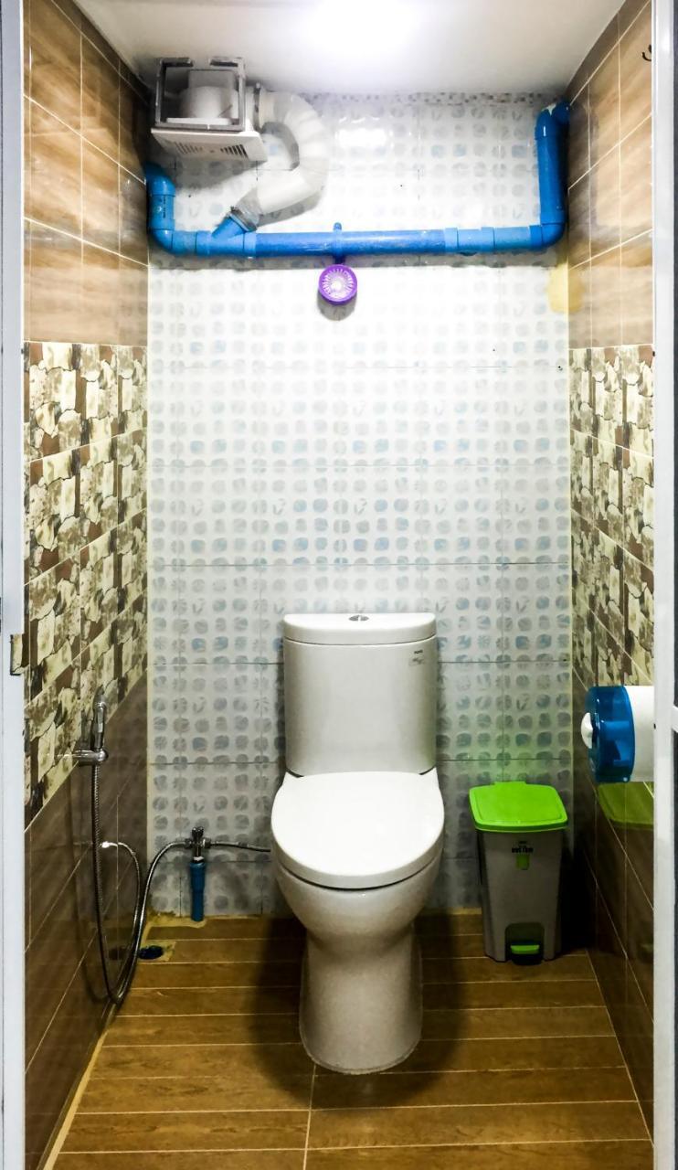 Htinn Yue Tann Hostel Yangon Extérieur photo